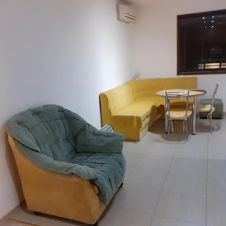 Slavea Flat Near To The Medical Univeristy Apartamento *